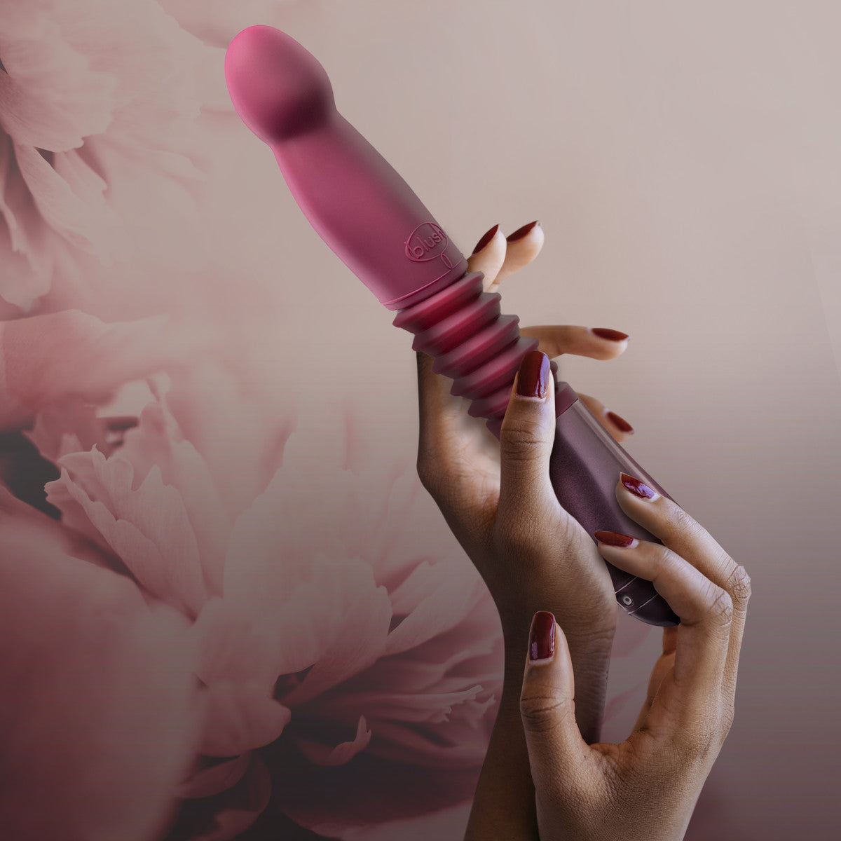 美國Blush Temptasia Trixie 彎曲 G 點酒色 10 英吋長推力可充電振動假陽具